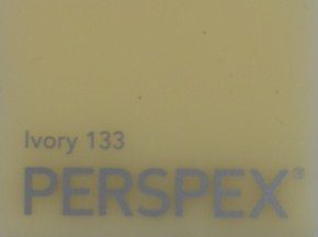 Plexiglas Ivory 133 3 mm € 59,50 m²